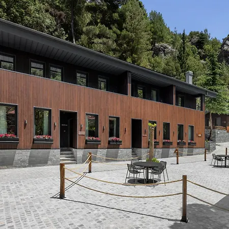 Aparthotel Hill Kato Zachlorou
