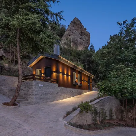 Hill Aparthotel